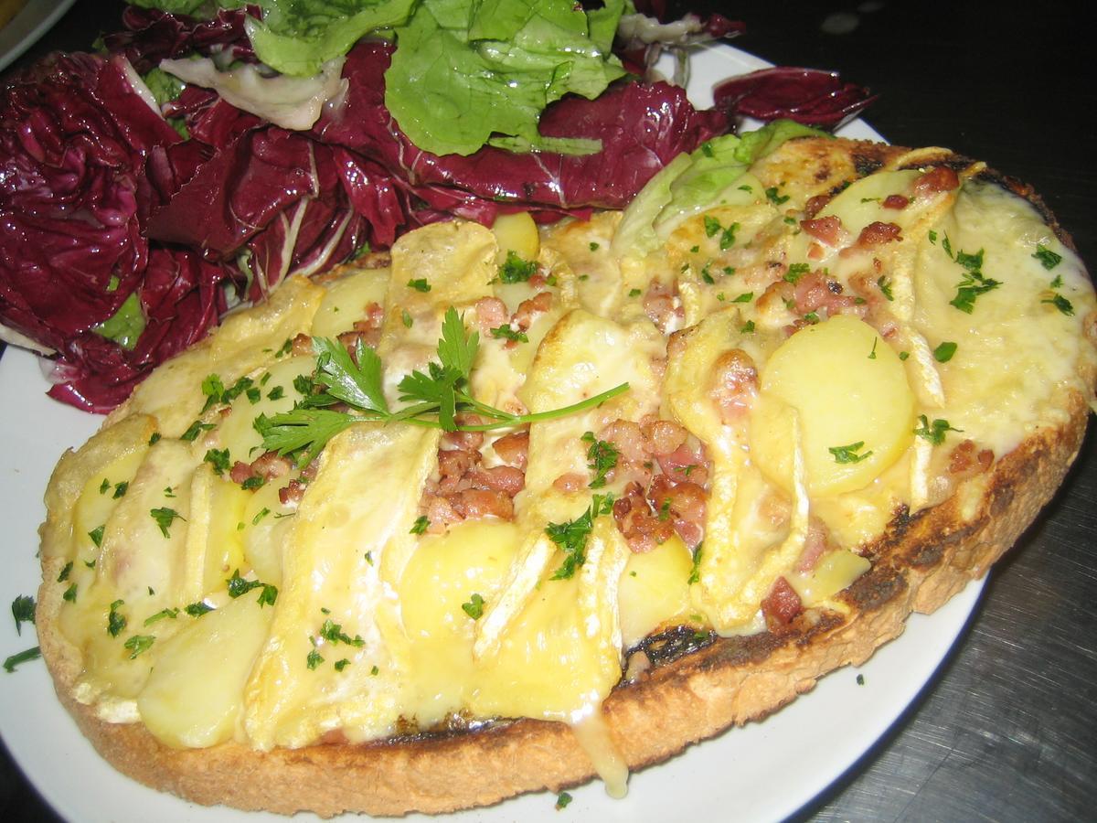 מלון Corbigny Logis De L'Europe Restaurant Le Cepage מראה חיצוני תמונה