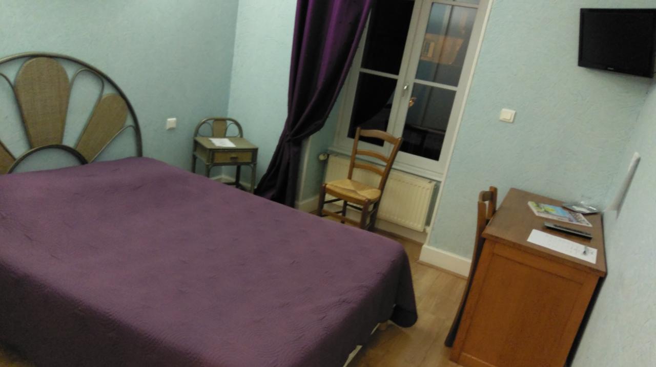 מלון Corbigny Logis De L'Europe Restaurant Le Cepage מראה חיצוני תמונה